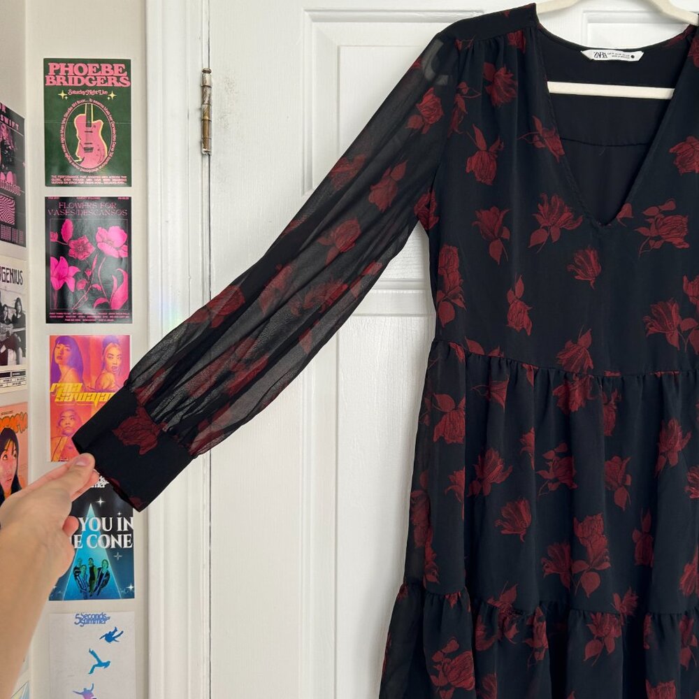 Mesh Longsleeve Floral Smock Dress